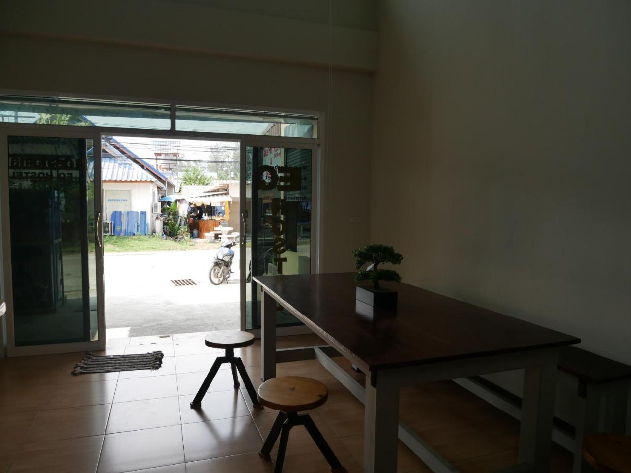 Eq Hostel Thongsala Exterior photo